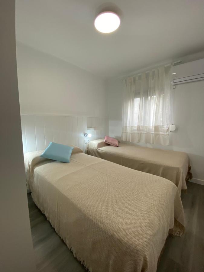 Апартаменты Piso Junto Al Hospital Macarena Севилья Экстерьер фото